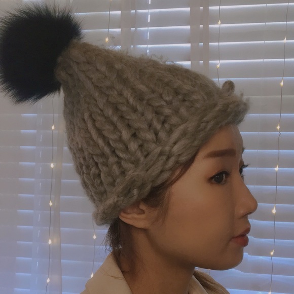 Bug Puff Hat - Picture 1 of 1
